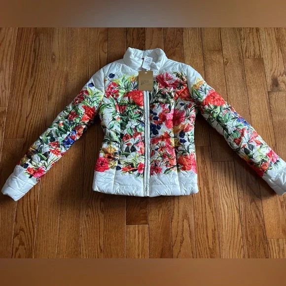 John + Jenn White Floral Puffer Jacket - Women's Quilted Coat Lightweight NWT XS - Picture 8 of 8